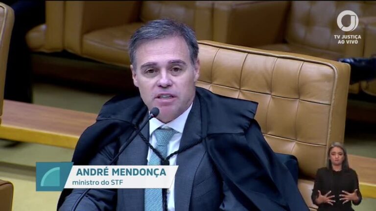 André Mendonça defende que presidente do STF pode atuar como relator em casos específicos