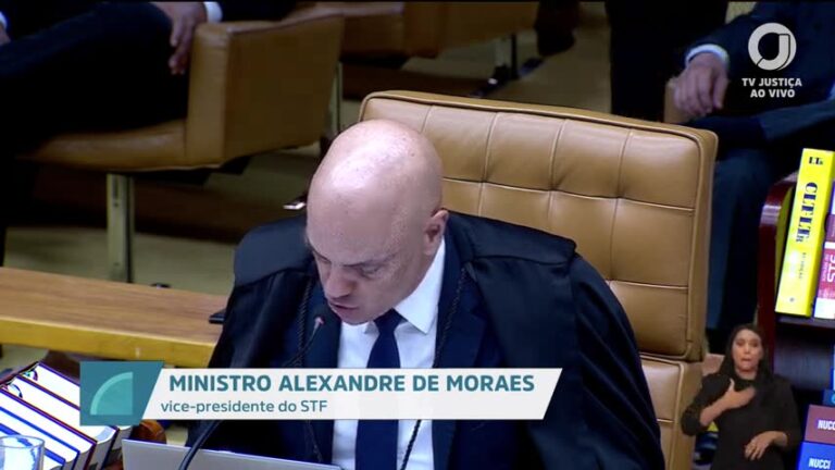 Alexandre de Moraes defende apuração conjunta e questiona ausência de provas em mensagens