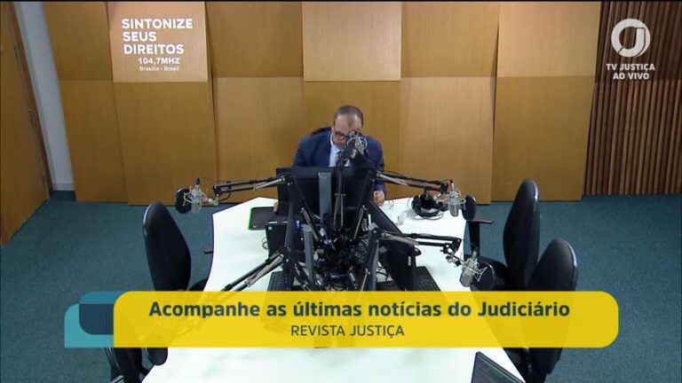 Plenário do STF discute ação da PGR sobre dispositivos da CLT e licença parental