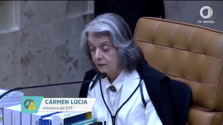Cármen Lúcia lamenta mal-estar cívico e vota por julgamento conjunto no STF
